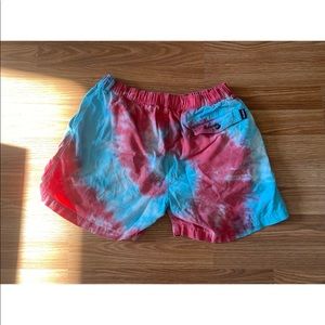 Chubbies tie dye 5” shorts size M